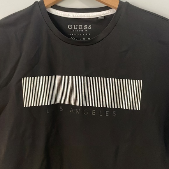 Guess Men’s Super Slim Fit Barcode Mystery Logo Tee Size Small - Picture 3 of 16